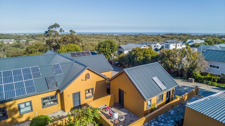 9 Bedroom Property for Sale in Onrus Western Cape